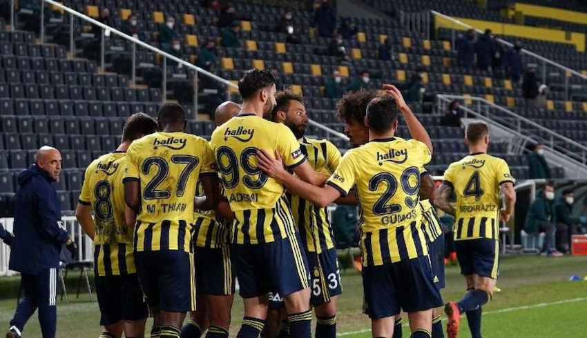 Fenerbahçe, Alanyaspor u yenerek 3 puanı kaptı